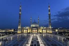 مسجد الفتاح العليم بالعاصمة الجديدة: أحد أكبر المساجد في العالم